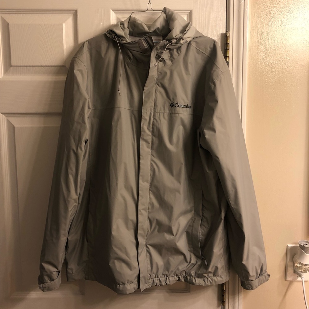 Columbia rain jacket